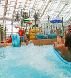 Americana Conference Resort Spa & Waterpark – Niagara Falls