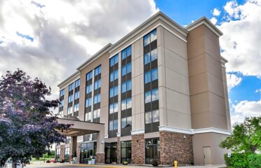 Holiday Inn Kitchener-Waterloo Hotel & Conference Centre