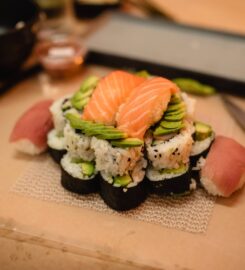 Roll This Way – Sushi Making Classes and Catering